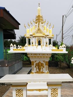 ศาลพระพรหม